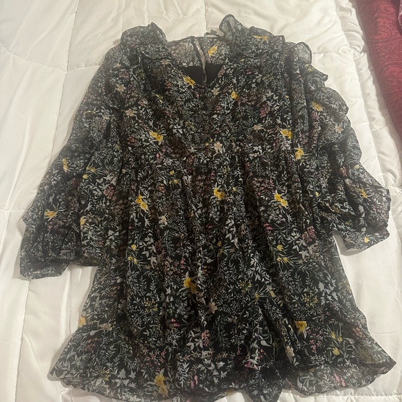 American Eagle Outfitters Floral Ruffled Romper Jumpsuit Sz 12 - Picture 8 of 16